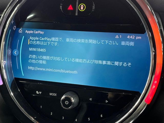 ��Apple Car Play:�X�}�z�Ƃ̗L���ڑ��ŁA�i�r�E�I�[�f�B�I�Đ��ȂǃX�}�z�̃A�v���@�\����ʂł��g����֗��@�\�ł�!
