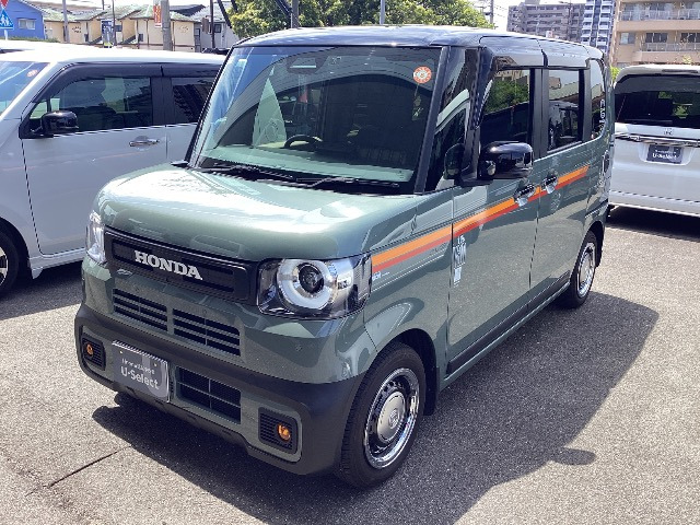 N-BOXジョイ 2トーン