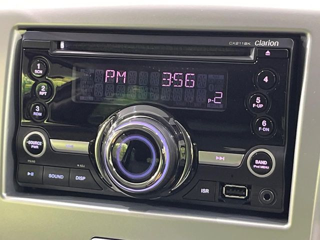 お好きな音楽を車内でお楽しみいただけます♪スピーカー交換・ウーハー追加などの音質向上や、最新ナビ・後席モニター等の取り付けも是非ご相談ください!
