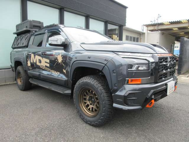 トライトン2.4 GSR ディーゼル 4WD