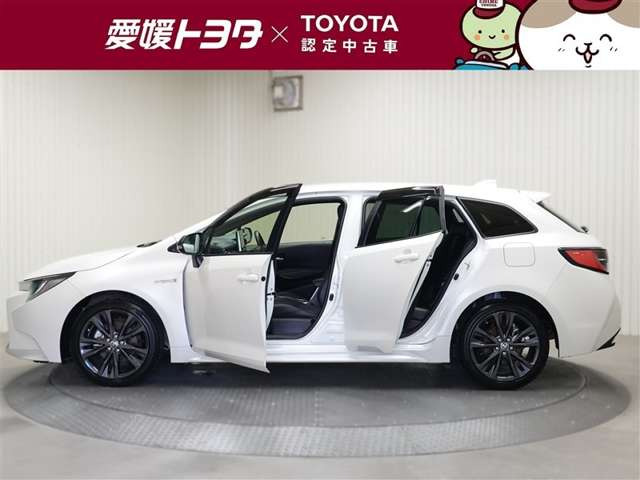 カローラツーリング1.8 ハイブリッド W×B E-Four 4WD
