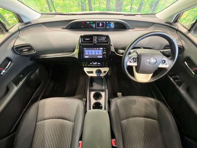プリウス1.8 S セーフティ プラス
