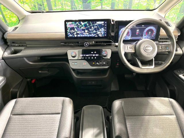 セレナ1.4 e-POWER ハイウェイスターV