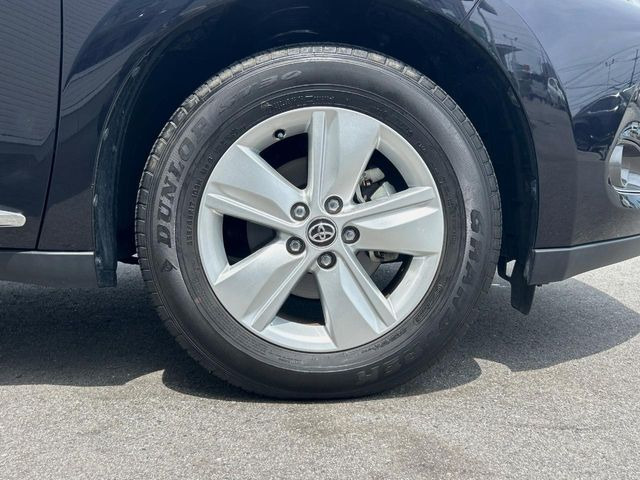 �y����17�C���`�A���~�z�C�[���z�O�ςɃ}�b�`���������A���~�z�C�[���𑕒����Ă���܂��B�e��ЊO�A���~�z�C�[����A�X�^�b�h���X�^�C�����戵�����Ă���܂��B���񂲑��k����������