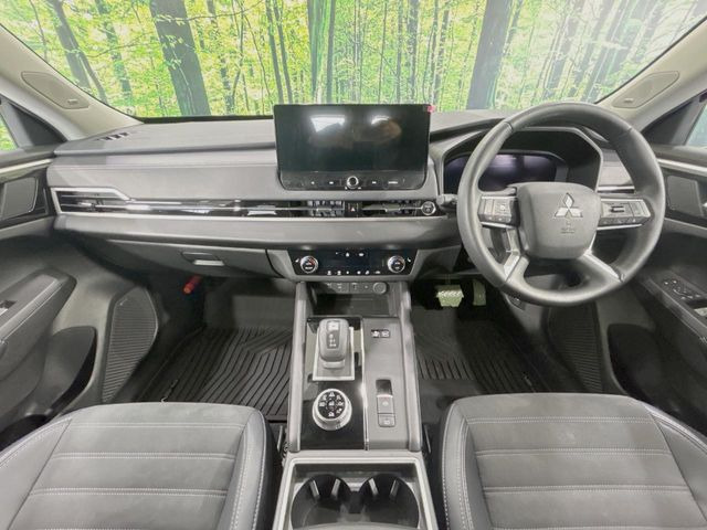 アウトランダーPHEV2.4 G 4WD