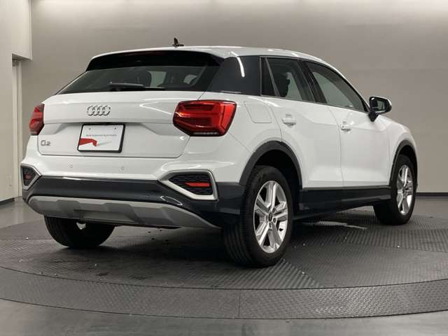 Q235 TFSI アドバンスド