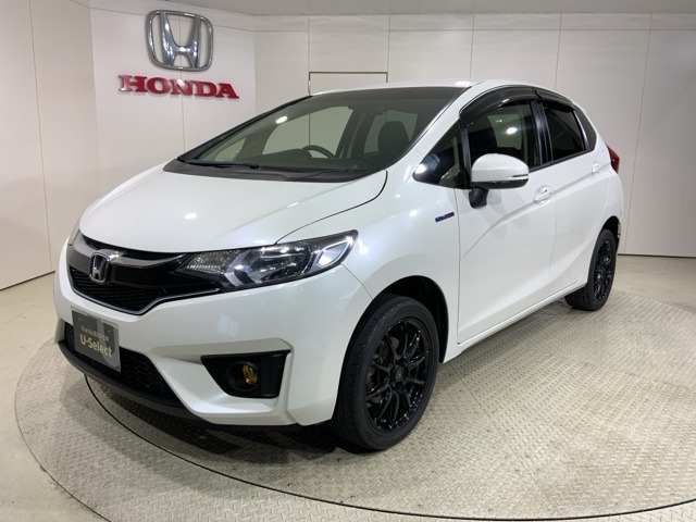 フィット1.5 ハイブリッド Fパッケージ 4WD