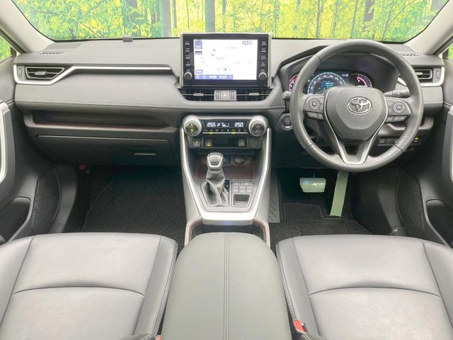 RAV42.0 G 4WD