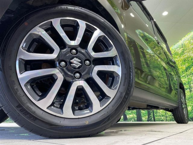 �y����15�C���`�A���~�z�C�[���z�O�ςɃ}�b�`���������A���~�z�C�[���𑕒����Ă���܂��B�e��ЊO�A���~�z�C�[����A�X�^�b�h���X�^�C�����戵�����Ă���܂��B���񂲑��k����������
