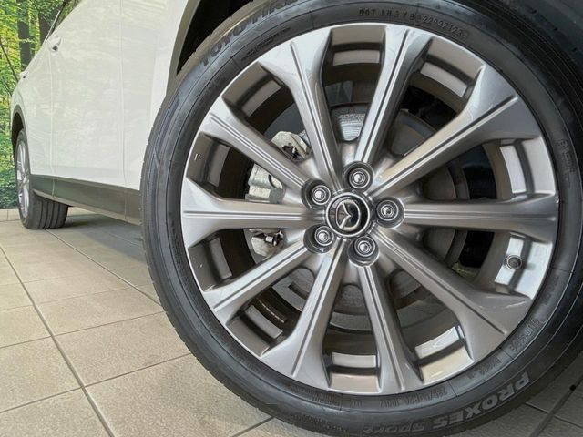 �y����20�C���`�A���~�z�C�[���z�O�ςɃ}�b�`���������A���~�z�C�[���𑕒����Ă���܂��B�e��ЊO�A���~�z�C�[����A�X�^�b�h���X�^�C�����戵�����Ă���܂��B���񂲑��k����������