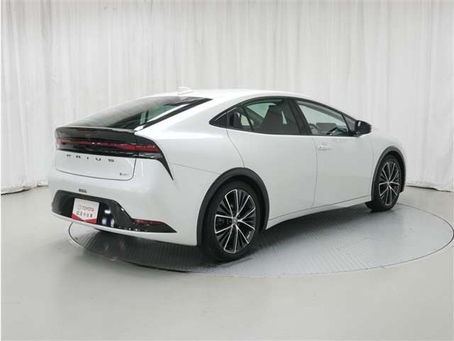 プリウス2.0 Z E-Four 4WD