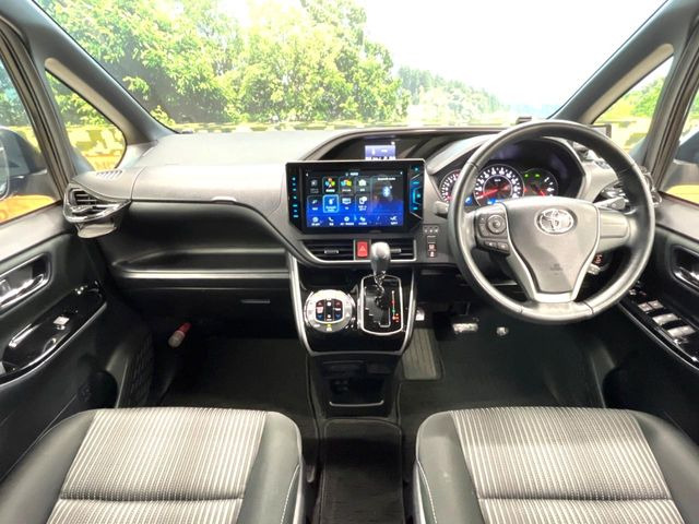 ヴォクシー2.0 ZS 煌II