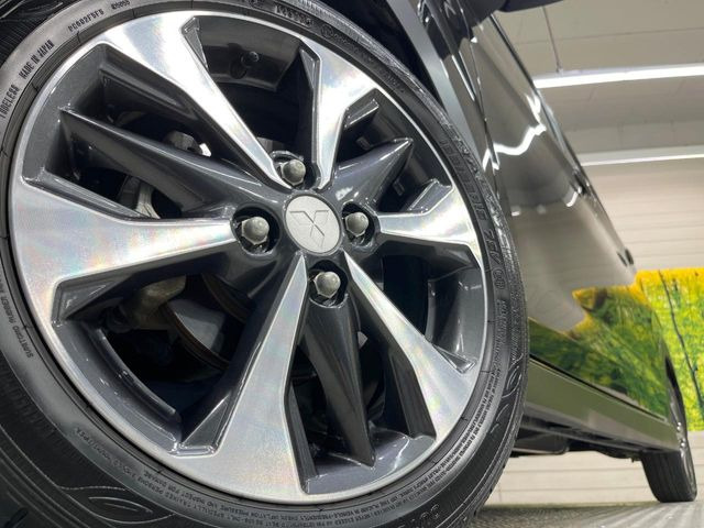 �y�����A���~�z�C�[���z�O�ςɃ}�b�`���������A���~�z�C�[���𑕒����Ă���܂��B�e��ЊO�A���~�z�C�[����A�X�^�b�h���X�^�C�����戵�����Ă���܂��B���񂲑��k����������