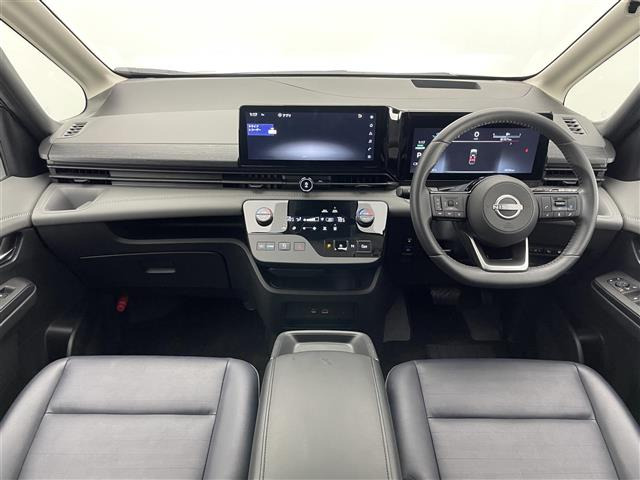 セレナ1.4 e-POWER ルキシオン