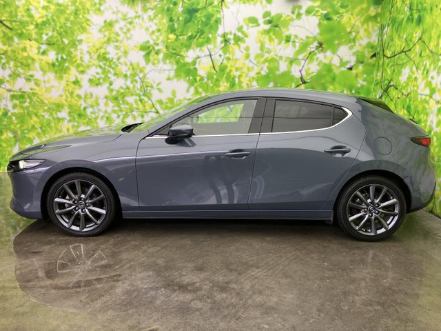 MAZDA3ファストバック1.8 XD バーガンディ セレクション
