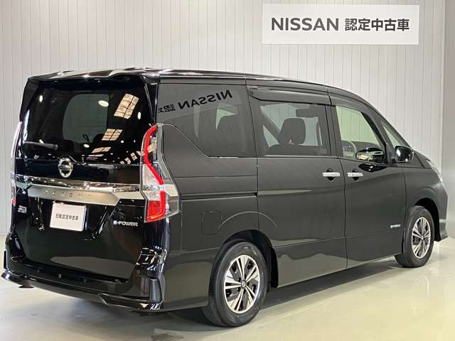 セレナ1.2 e-POWER ハイウェイスターV