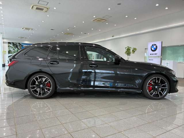 3シリーズツーリングM340i xドライブ 4WD