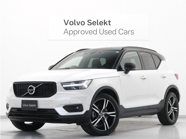 XC40B4 AWD Rデザイン 4WD
