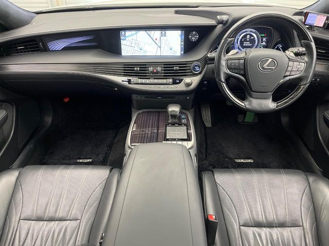 LS500h バージョンL