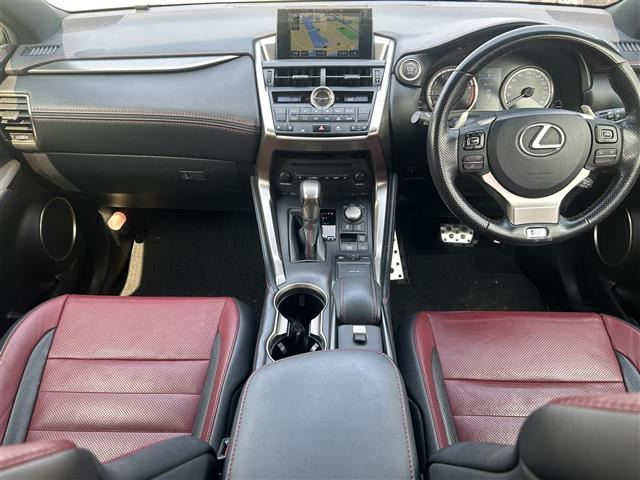 NX200t Fスポーツ