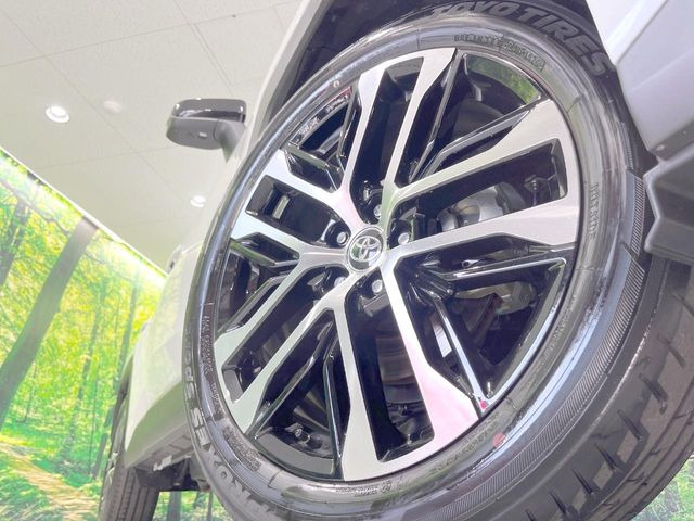 �y����20�C���`�A���~�z�C�[���z�O�ςɃ}�b�`���������A���~�z�C�[���𑕒����Ă���܂��B�e��ЊO�A���~�z�C�[����A�X�^�b�h���X�^�C�����戵�����Ă���܂��B���񂲑��k����������