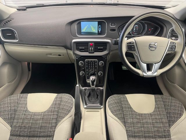 V40D4 モメンタム ディーゼル