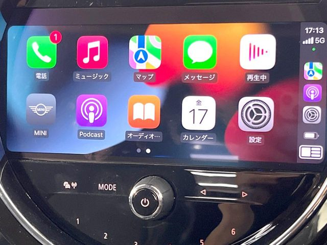 ��Apple Car Play:�X�}�z�Ƃ̗L���ڑ��ŁA�i�r�E�I�[�f�B�I�Đ��ȂǃX�}�z�̃A�v���@�\����ʂł��g����֗��@�\�ł�!