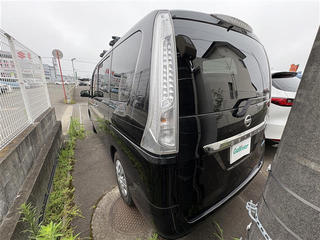 セレナ2.0 20X S-HYBRID