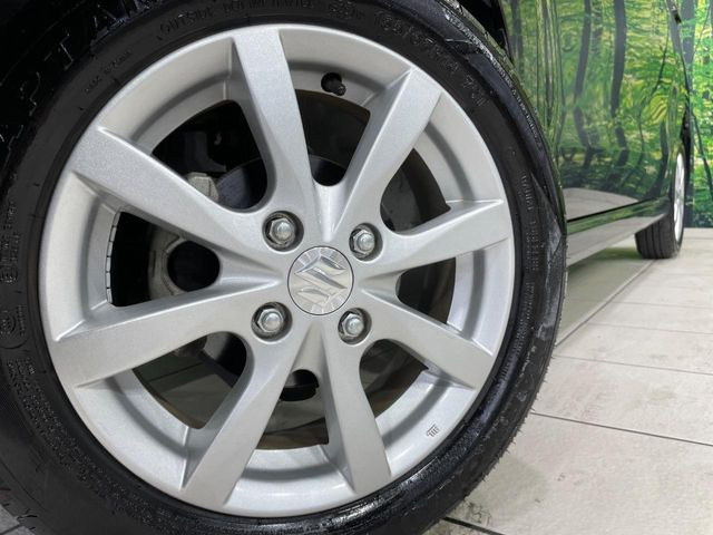 �y����14�C���`�A���~�z�C�[���z�O�ςɃ}�b�`���������A���~�z�C�[���𑕒����Ă���܂��B�e��ЊO�A���~�z�C�[����A�X�^�b�h���X�^�C�����戵�����Ă���܂��B���񂲑��k����������