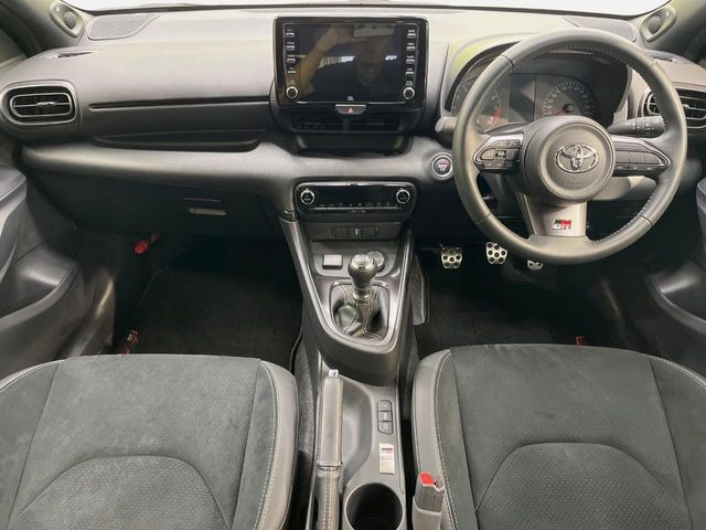 GRヤリス1.6 RZ ハイ パフォーマンス 4WD