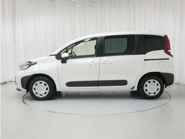 シエンタハイブリッド 1.5 G E-Four 4WD