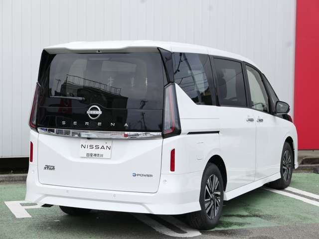 セレナ1.4 e-POWER ハイウェイスターV