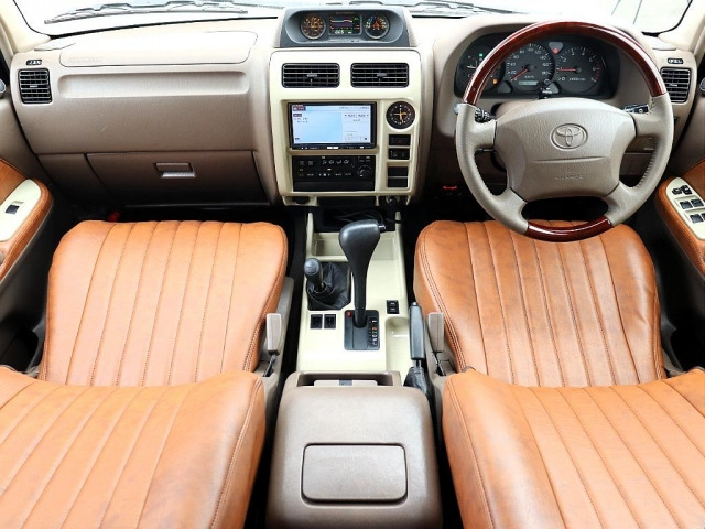 ランドクルーザープラド2.7 TX 4WD