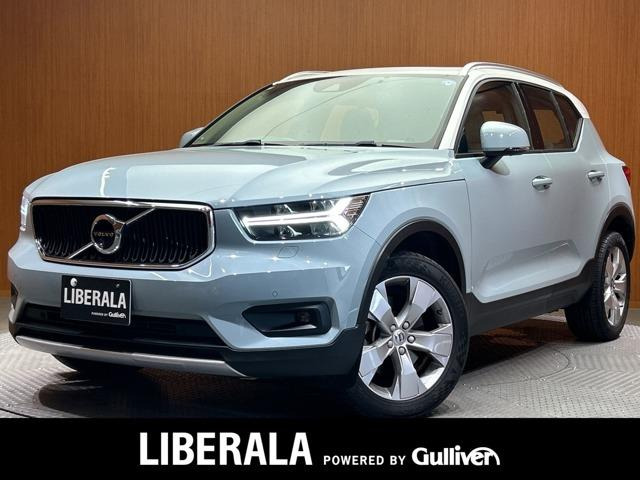 XC40T4 AWD モメンタム 4WD