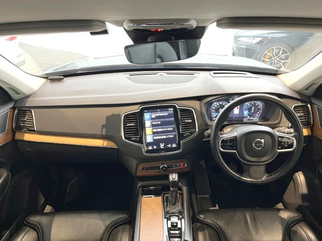 XC90T6 AWD インスクリプション 4WD