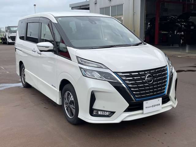 セレナ1.2 e-POWER ハイウェイスターV