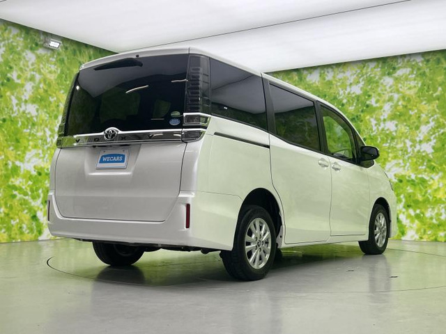 ヴォクシー2.0 V 4WD
