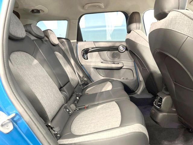 ���㕔���Ȃ��C�ɂȂ�悤�ȃL�Y�E�����ւ��蓙�A�傫�ȃ_���[�W�͂Ȃ��A�ǍD�ȏ�Ԃł��B