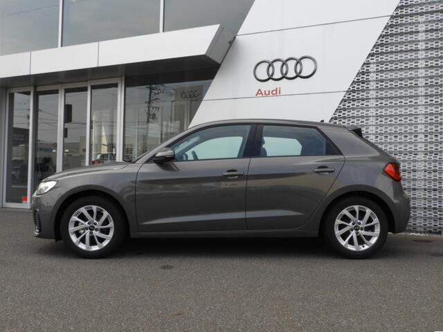 A1スポーツバック25 TFSI アドバンスド
