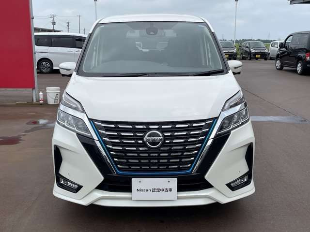 セレナ1.2 e-POWER ハイウェイスターV