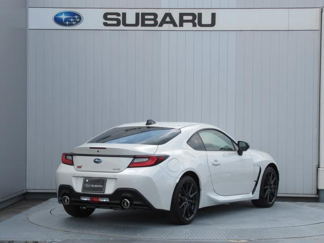 BRZ2.4 STI スポーツ