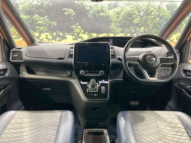 セレナ1.2 e-POWER AUTECH スポーツスペック