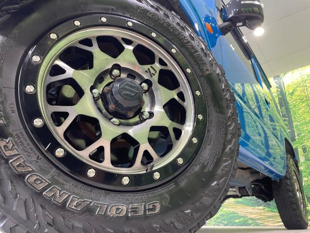 �y16�C���`�A���~�z�C�[���z�O�ςɃ}�b�`�����A���~�z�C�[���𑕒����Ă���܂��B�e��A���~�z�C�[����A�X�^�b�h���X�^�C�����戵�����Ă���܂��B���񂲑��k����������