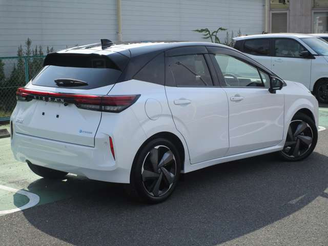 ノートオーラ1.2 G レザーエディション