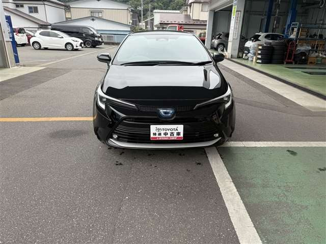 カローラツーリング1.8 ハイブリッド W×B E-Four 4WD