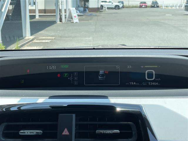 プリウス1.8 S