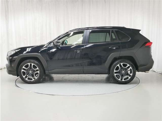RAV42.0 アドベンチャー 4WD
