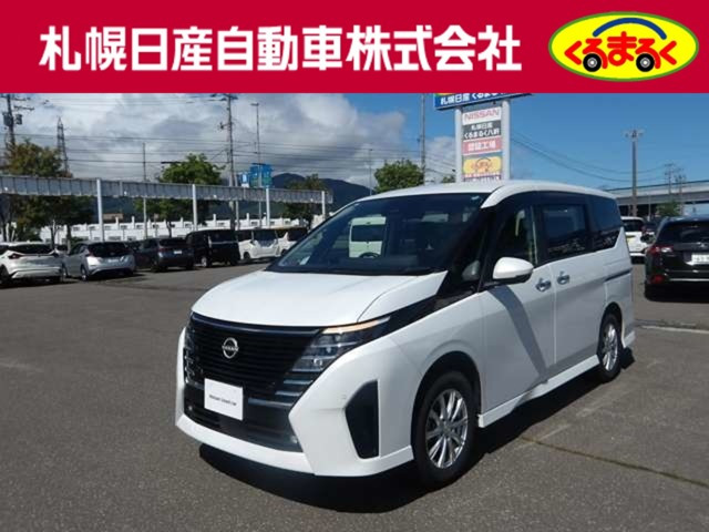 セレナ2.0 ハイウェイスターV Vセレクション 4WD