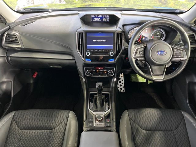 フォレスター2.5 プレミアム 4WD