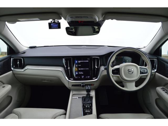 V60クロスカントリーT5 AWD プロ 4WD